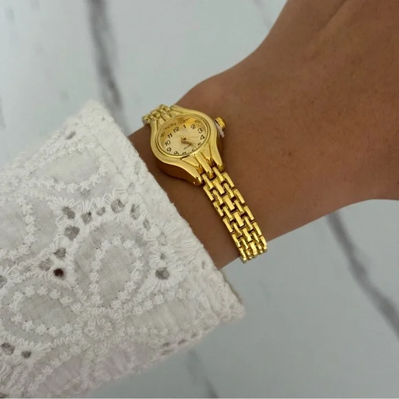 Super Cute Gold Women's Vintage style Watch Gift Stainless steel - Picture 3 of 6